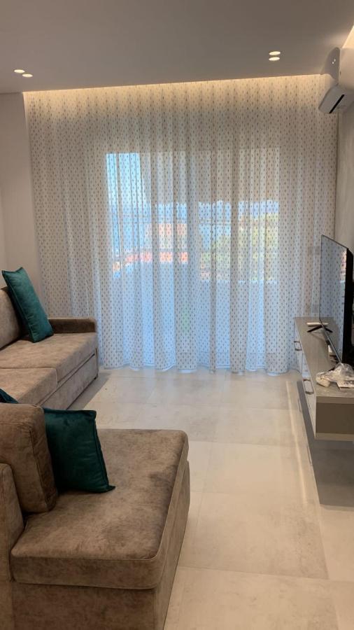 Alpha Lux Apartment Sarandë Exterior foto
